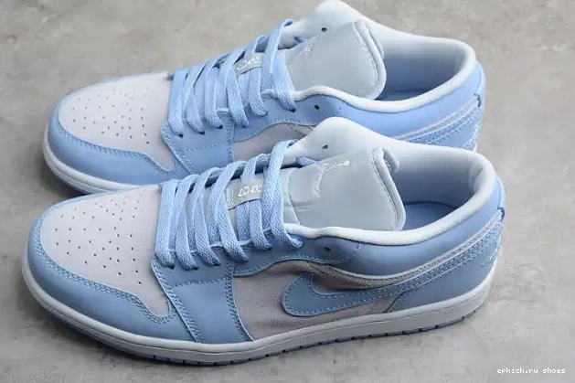 Rep 1 DC0774-050 Jordan Blue University (W) Low 0602